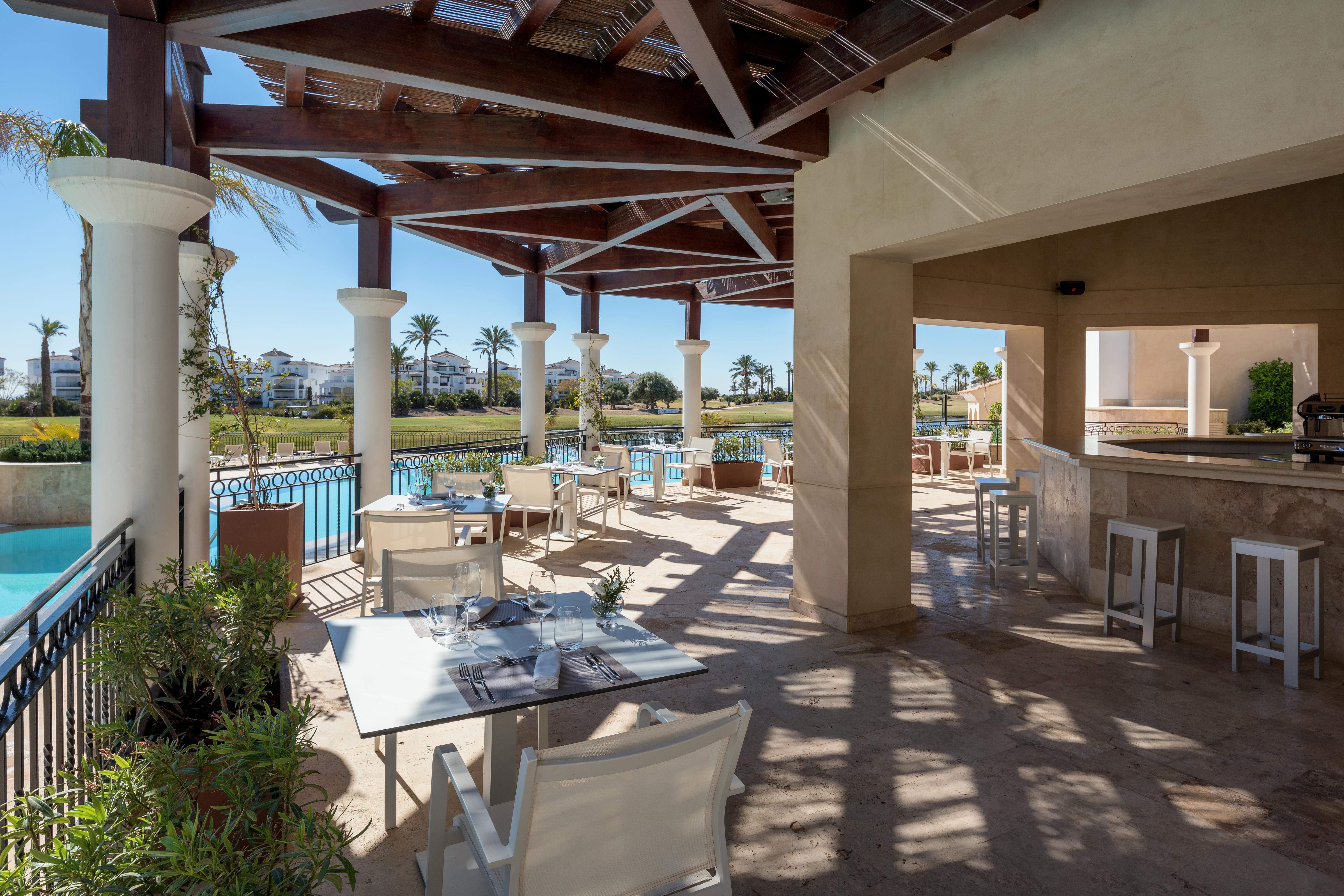 Doubletree By Hilton La Torre Golf Resort Roldan Exterior photo The Clubhouse at The Lakes