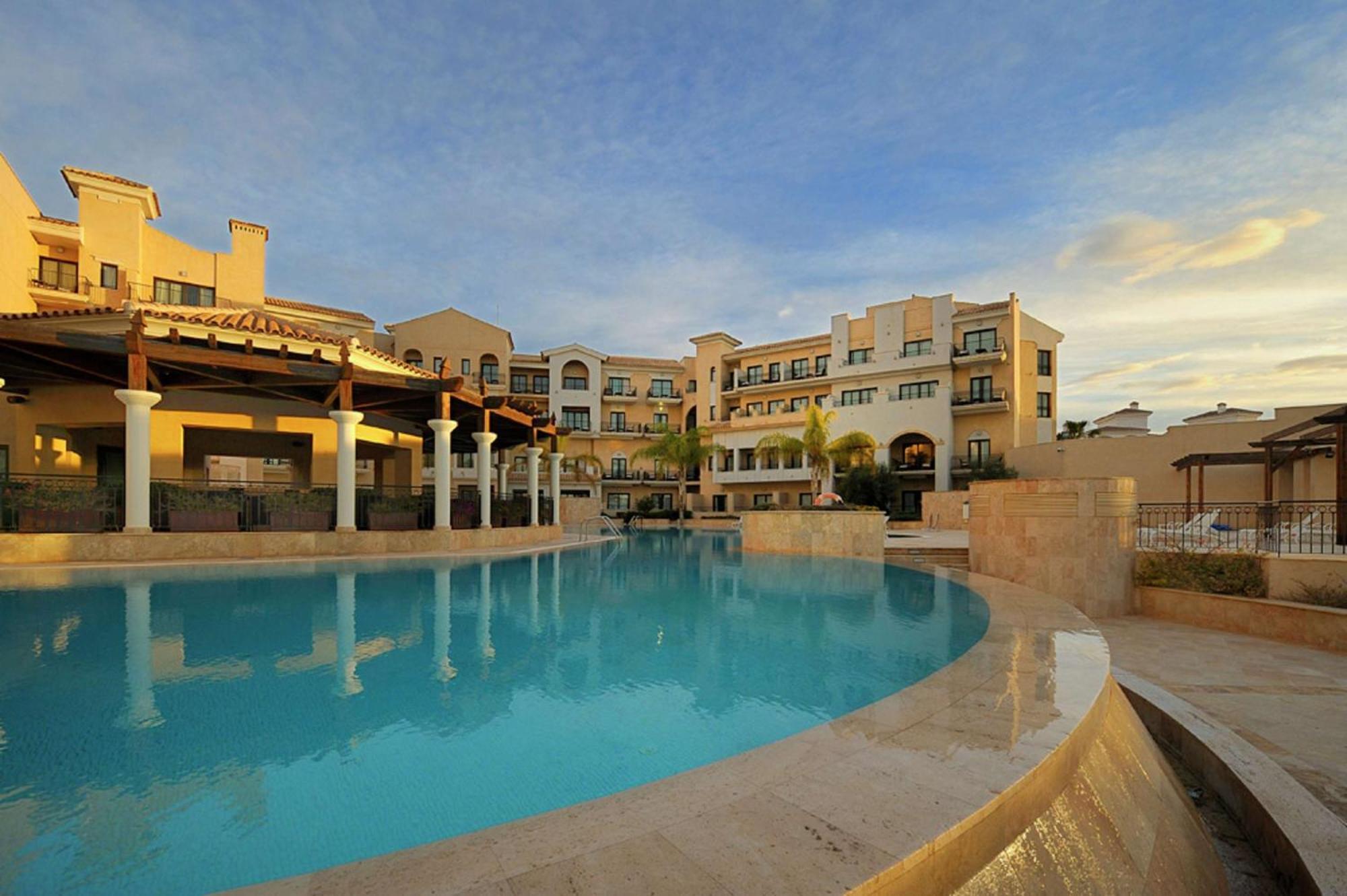 Doubletree By Hilton La Torre Golf Resort Roldan Exterior photo The Westin La Paloma Resort & Spa
